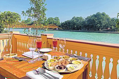 Garhwali thali at Pilibhit House