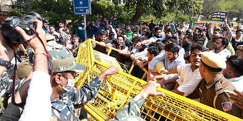 Congress' youth wing members protest near Delhi Chief Minister Arvind Kejriwal's residence. (Photo| Twitter)