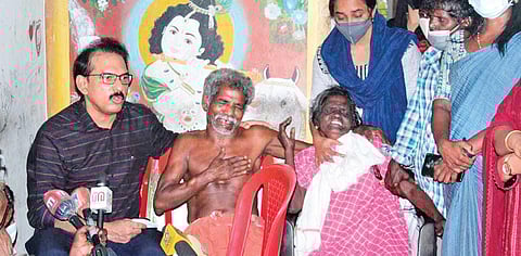 Parents of C K Deepu addressing reporters along with Twenty20 chief coordinator Sabu M Jacob at Kizhakkambalam on Sunday (Photo | EPS)