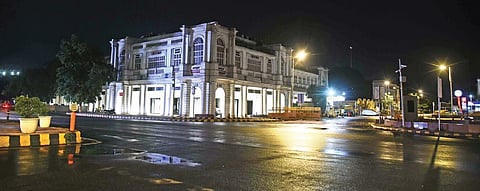 A deserted Connaught Place at night during peak lockdowns in April 2021. (File photo | EPS, Parveen Negi)