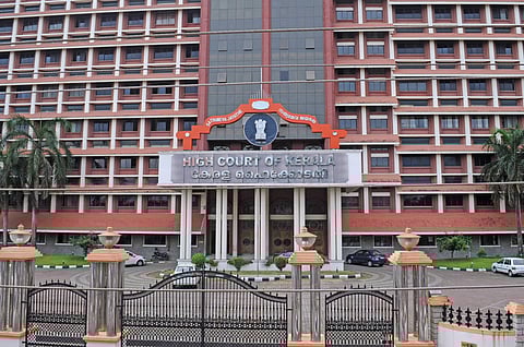 Give education loan, don’t look at credit rating of parents: Kerala HC