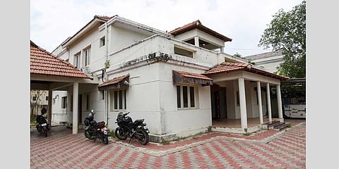 The deputy mayor's bungalow in Tiruchy on Thursday | MK Ashok Kumar