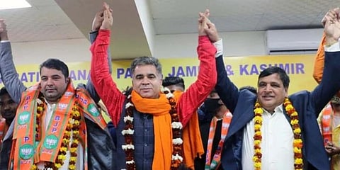 Mubashir Azad was welcomed by Jammu and Kashmir BJP president Ravinder Raina into the party. (Photo | Ravinder Raina Twitter)