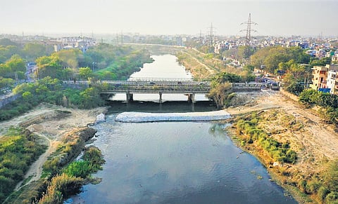 Construction of Weirs
