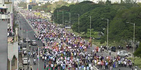 State government employees take out Chalo Vijayawada protest demanding rollback of new PRC