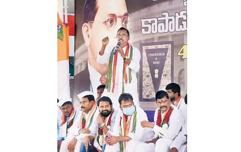 Senior Cong leader Mallu Ravi speaking during the two-day party protest at Gandhi Bhavan in Hyderabad. (Photo| R V K Rao)
