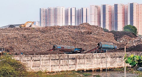 Garbage piles at Athipattu dumpyard | Debadatta Mallick