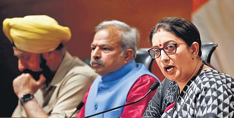 Union Minister Smriti Irani, Delhi BJP president Adesh Gupta at a press conference | shekhar yadav