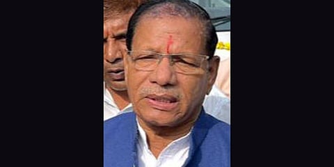 Five-time Cong MLA succumbs to Covid-19 in Chennai, Guj Assembly adjourned for the day