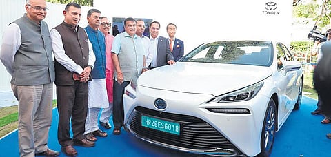 Union minister Nitin Gadkari and RK Singh with others at the launch of EV Mirai