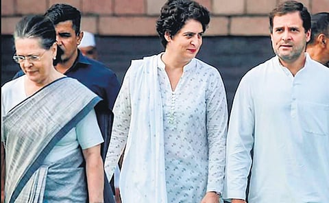 Sonia Gandhi with Priyanka and Rahul Gandhi. ( File Photo)