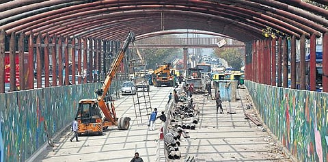 The under-construction Ashram underpass stretch | Parveen Negi