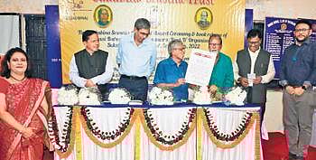 Dr Padmaja Paul receives first Sukubina Srashta Memorial award for excellence in Odia Literature 