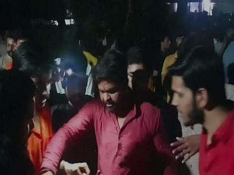Screengrab of student unions clash in JNU over eating non-veg food on Ram Navami, on Sunday. (Photo | ANI)