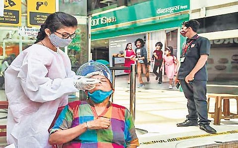 Health minister Satyendar Jain says no need to panic over XE variant