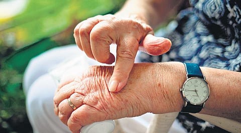 Diabetics, save your bones 