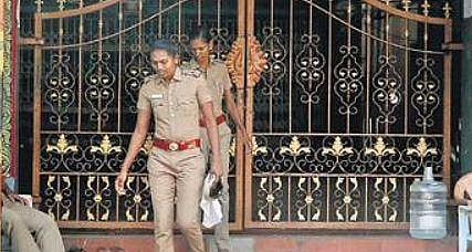 Police personnel deployed in front of Ayodhya Mandapam | Sriram R