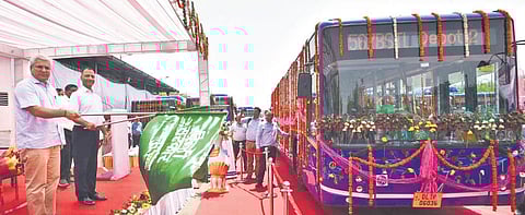 80 new AC low-floor CNG buses take Delhi's fleet to all-time high