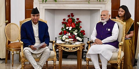 Nepal PM Sher Bahadur Deuba (L) with PM Narendra Modi. (Photo| Twitter)