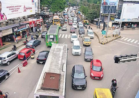 Areal view of the Vyttila Junction where vehicles coming from Kadavanthra, Kundannoor, Thripunithura areas intersect  | A Sanesh