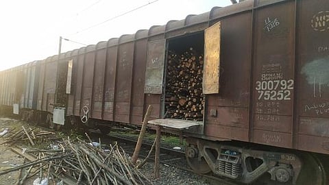 Vijayawada division loading timber at Anakapalle after five years | Express