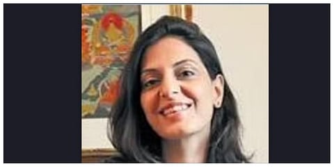 Juhi Chaturvedi to make  her directorial debut