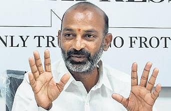 Bandi writes to KCR over podu lands