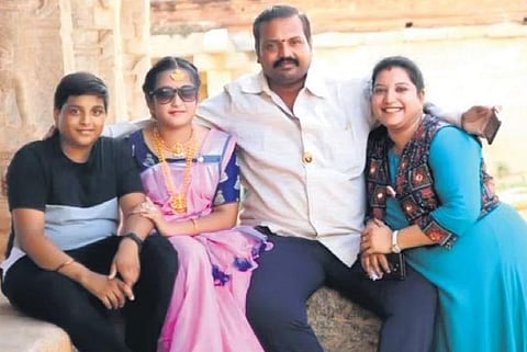 The family members who died in freak mishap on April 8 in Mariyammanahalli of Vijayanagara district | Express