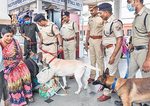 Following a hoax call to Dial 100 about a bomb on Sabari Express, Railway police check baggage of passengers at Secunderabad station. (Photo| Vinay Madapu, EPS)