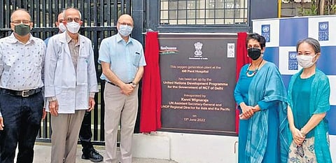 Officials during the inauguration of oxygen plant at GB Pant Hospital (Photo| Express)
