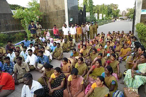 Employees protest at Vandalur Zoo, demanding regularisation. (Photo| EPS)
