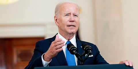 Impassioned Biden signs order on abortion access