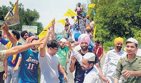 Supporters of SAD (Amritsar) rejoice in Sangrur on Sunday | PTI