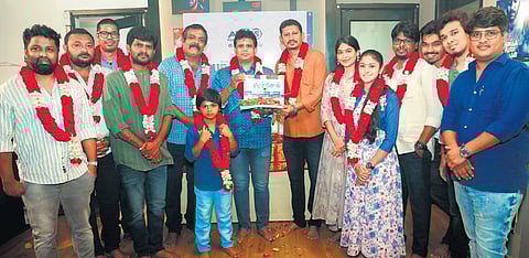 Actors Munishkanth and Vijayalakshmi Ahathian are playing leads in a film titled Middle Class