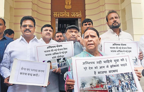 RJD’s Rabri Devi and legislators oppose Agnipath scheme in Patna on Monday | PTI