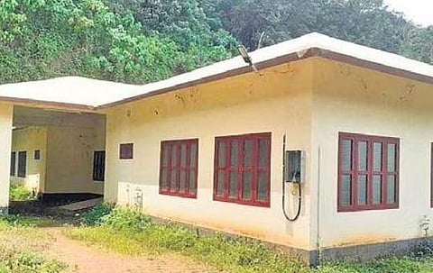 Panathady BUDS School meant for persons with intellectual disabilities lying in disuse since 2019. (Photo | EPS)