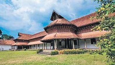 The palace of smiling horses