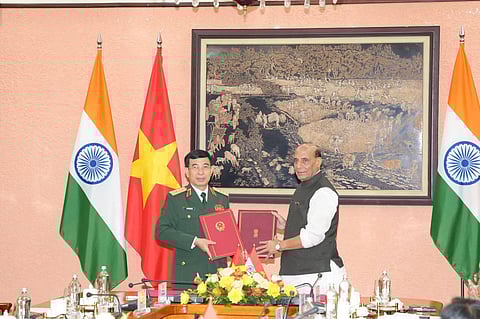 Defence Minister Rajnath Singh's  meet with Vietnamese counterpart General Phan Van Giang in Hanoi. (Photo | Twitter, Indian embassy in Vietnam, @AmbHanoi)