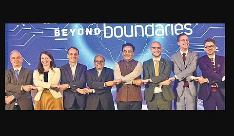 IT/BT Minister Dr CN Ashwath Narayan and Consul Generals and Deputy High Commissioners of several countries at the  Global Innovation Alliance meet, in Bengaluru on Wednesday | shriram bn
