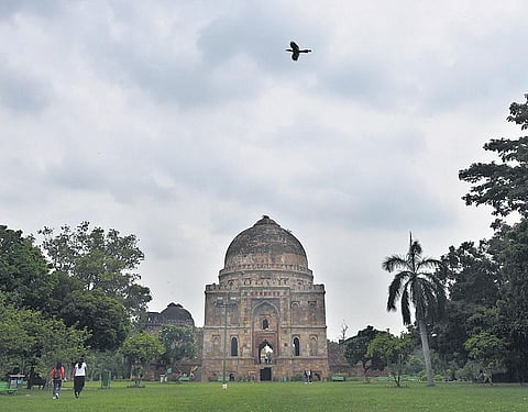 Clouds hover over Lodhi Garden monument on Sunday | Parveen Negi
