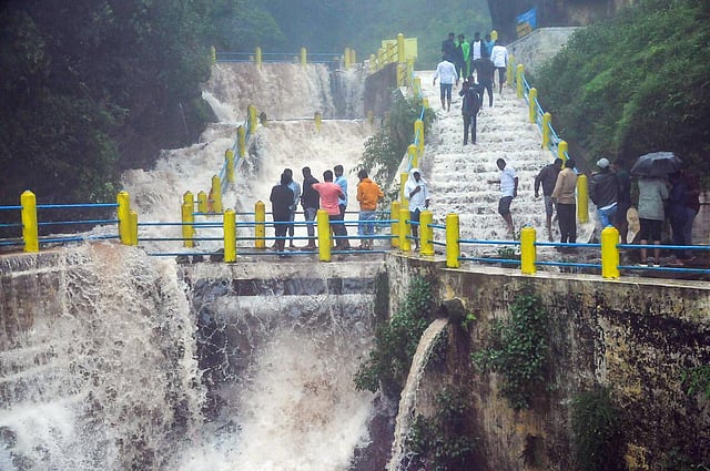 The Chikkamagaluru district administration has restricted the movement of vehicles in the hilly ranges that include Sri Guru Dattatreya Bababudan Swamy Dargah, Seethalayyanagiri, Mullayyanagiri among other tourist destinations in Chikkamagaluru taluk due to heavy rains. Tourists visit Honnammana Halla Waterfalls during monsoon season, at Baba Budangiri near Chikkmagaluru.  (Photo | PTI)