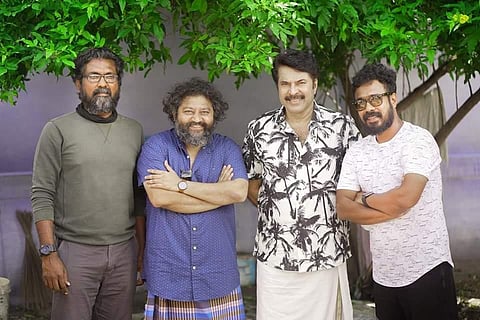 A still from 'Nanpakal Nerathu Mayakkum'.