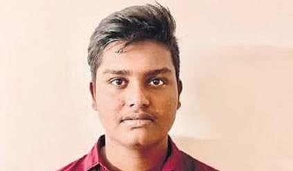 Born in poverty, this Telangana JEE topper took exam day his mother died