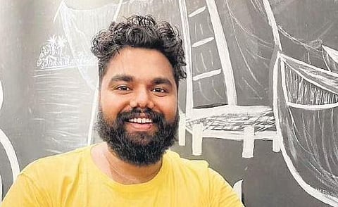 Stories on each plate