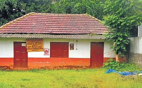 The building given by Ancheril family to set up the first post office in Adimali. Now the building is used as office of the assistant engineer, irrigation department (Munnar division)