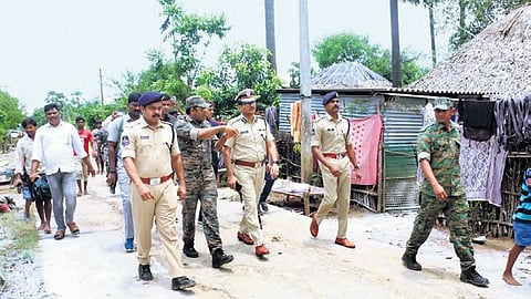 Additional DG Y Nagi Reddy, Khammam Police Commissioner Vishnu S Warrier and Kothagudem SP Dr Vineeth G visit the flood-affected villages on Tuesday
