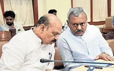 CM Bommai, Mysuru in-cha­rge Minister ST Somashekar during a meeting