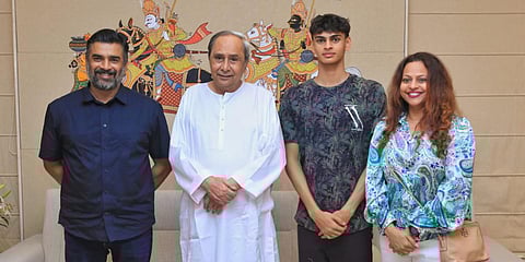 R Madhavan and his family with Chief Minister Naveen Patnaik. (Photo| Twitter)