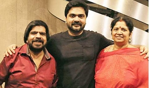 Simbu with his parents (File Photo)