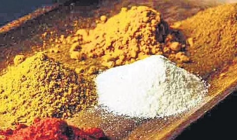 Pesticides in curry powders: Quality norms must start from field, say makers